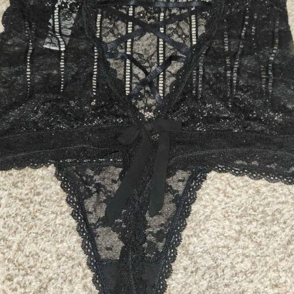 Black all lace bodysuit - Picture 2 of 5